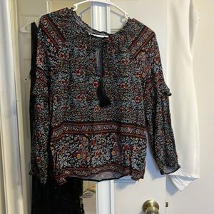 Paisley blouse with gathered sleeves